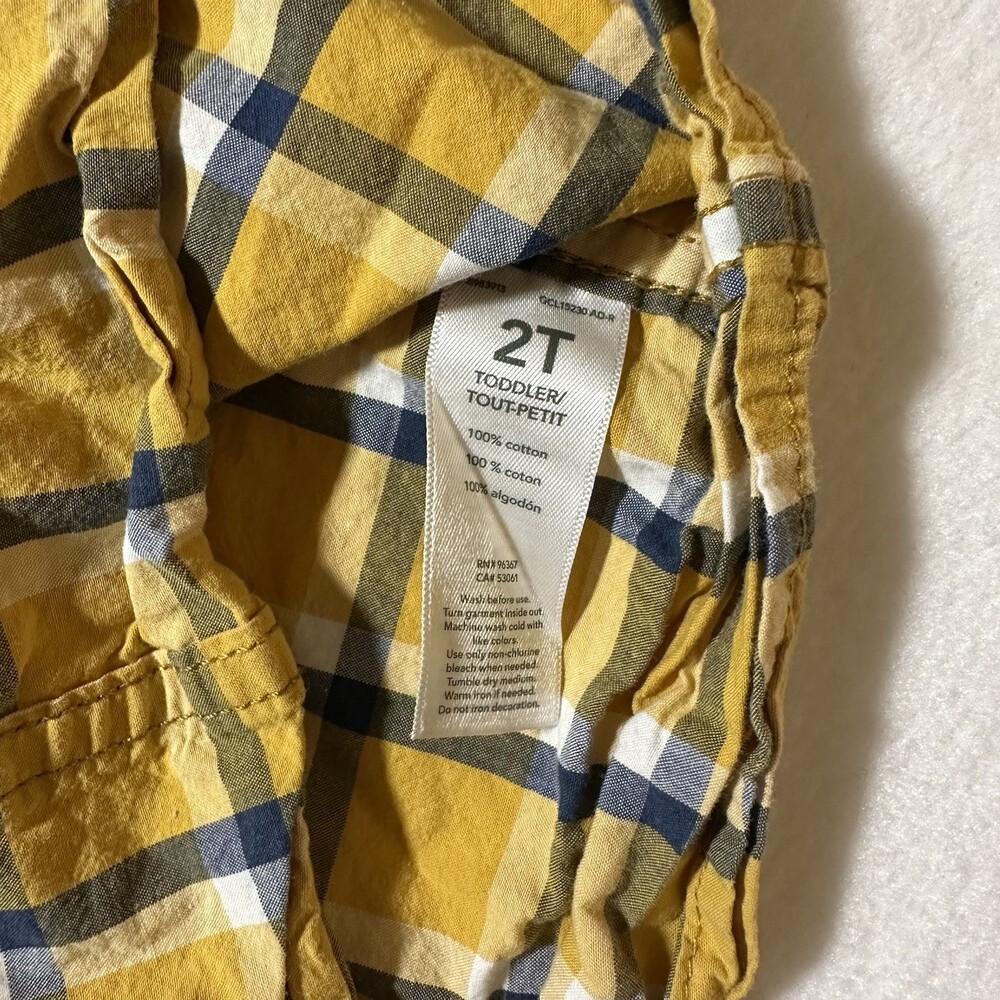 OshKosh Toddler Boys 2T Plaid Shirt & 24M Dark‎ Wash Jeans Outfit Set - Picture 4 of 8